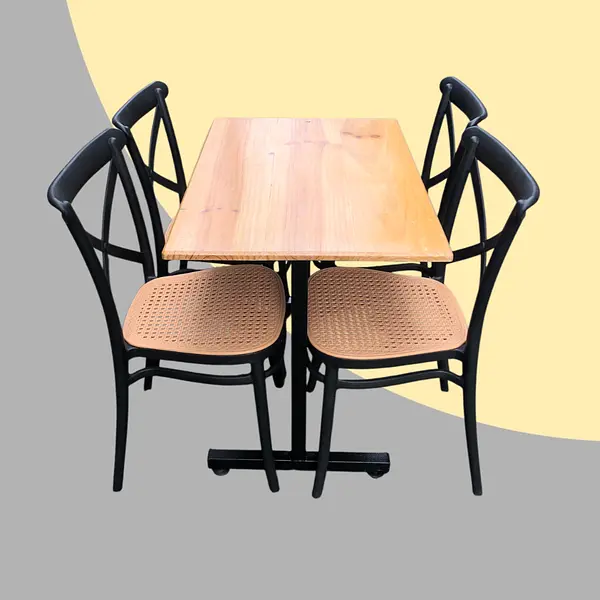 Juego De Sillas Plats Y Mesa Rectangular