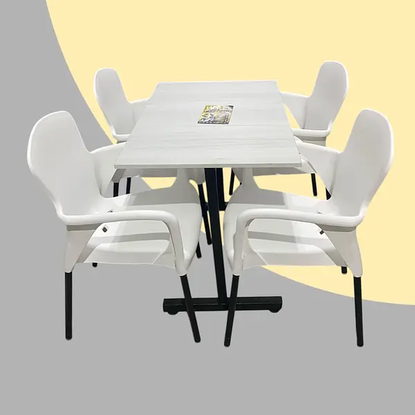 Juego De Sillas Eva Con Brazo Y Mesa Rectangular